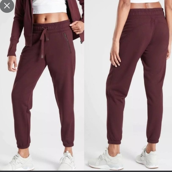Athleta Pants - Athleta bounce back jogger in maroon